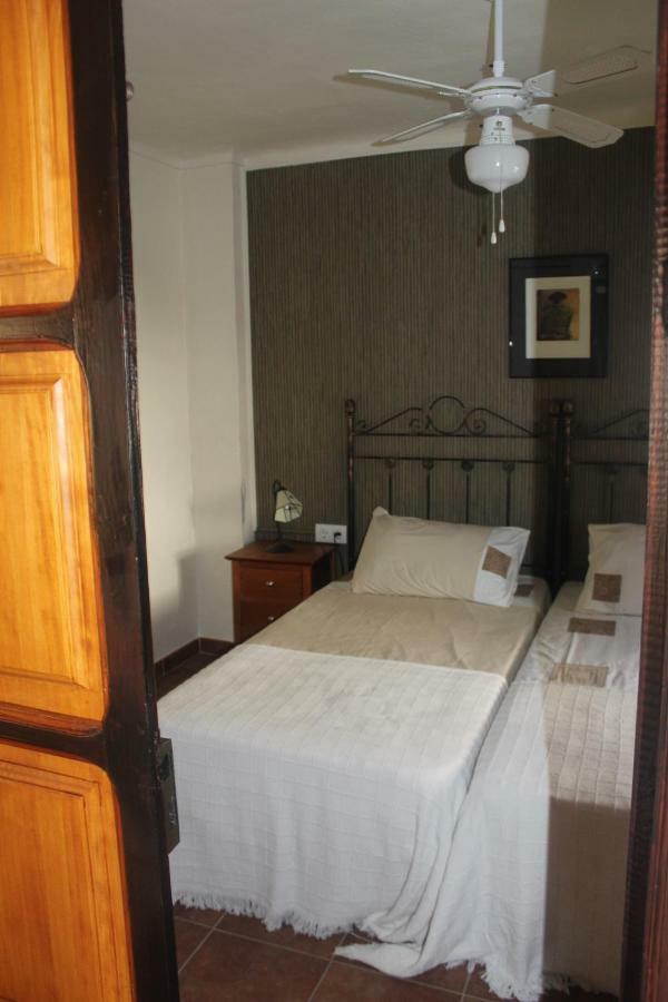 Allotjament i esmorzar Casa La Nuez